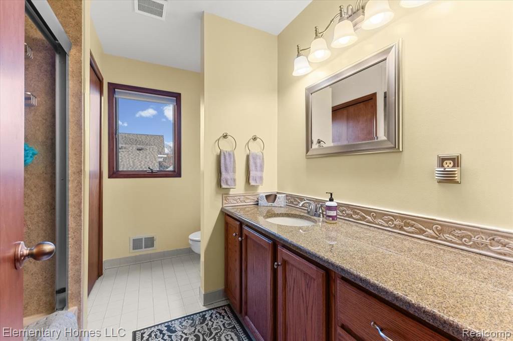 51637 Baker Road S, Chesterfield, MI 48047 — Photo 35