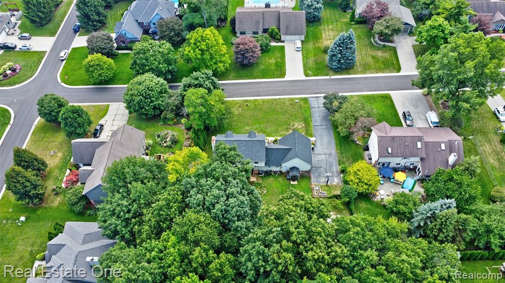 6360 Woodcrest Ridge, Clarkston, MI — Photo 58