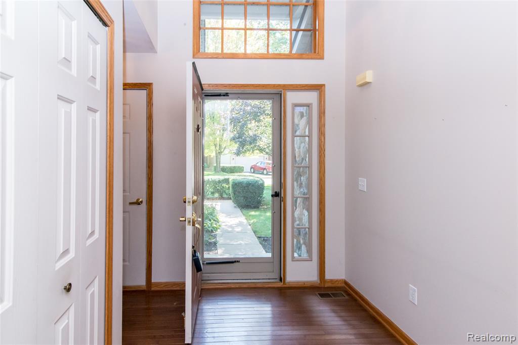 840 Heatheridge Court, Brighton, MI 48116 — Photo 5