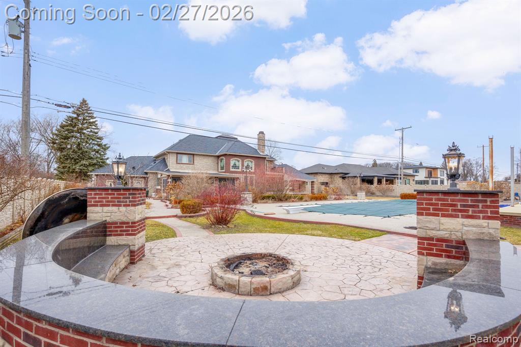 6616 Fairwood Drive, Dearborn Heights, MI 48127 — Photo 10