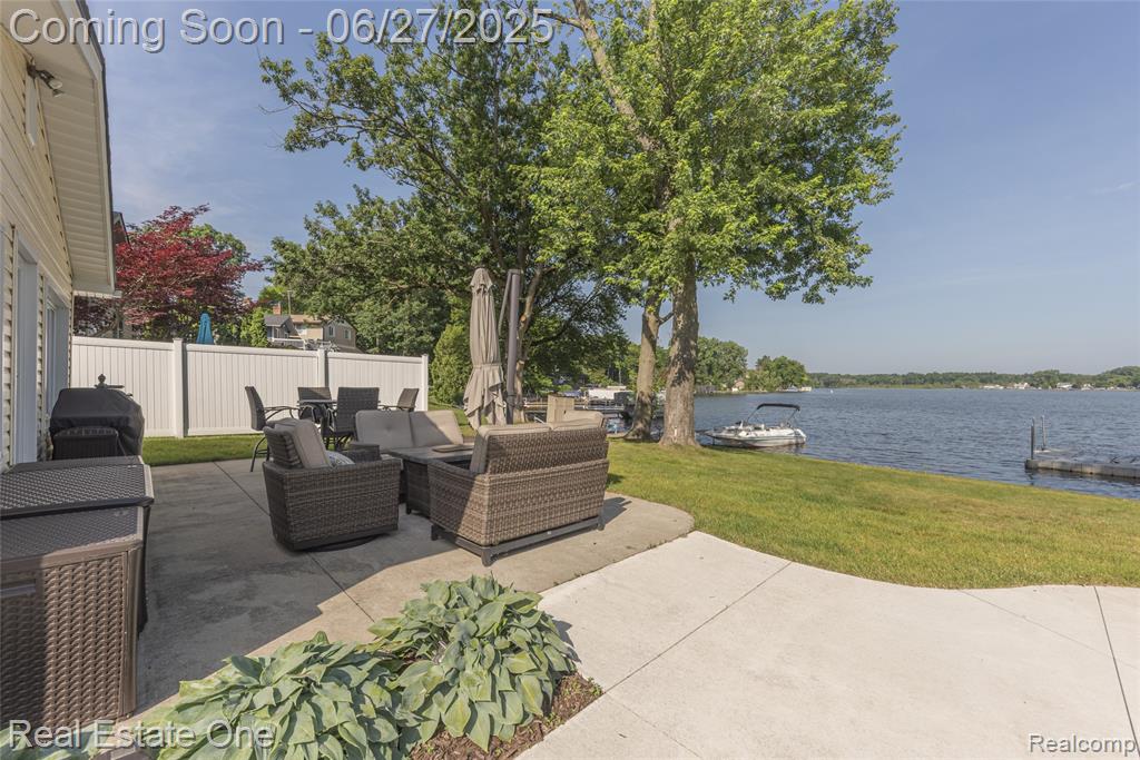 8986 Rushside Drive, Pinckney, MI 48169 — Photo 6