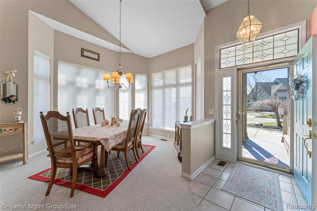 5380 Versailles Avenue, Brighton, MI 48116 — Photo 4