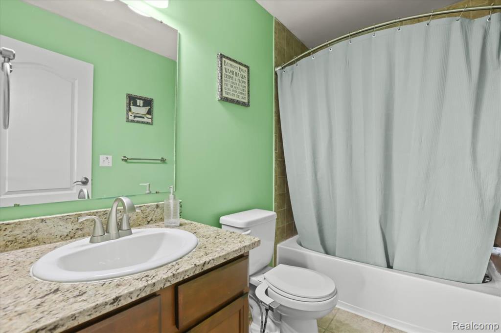 43570 Cherrywood Lane, Canton, MI 48188 — Photo 19