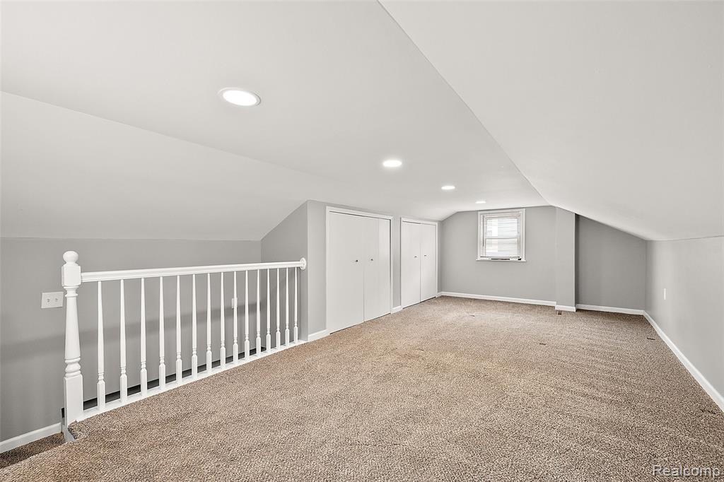 922 McLean Avenue, Royal Oak, MI 48067 — Photo 22