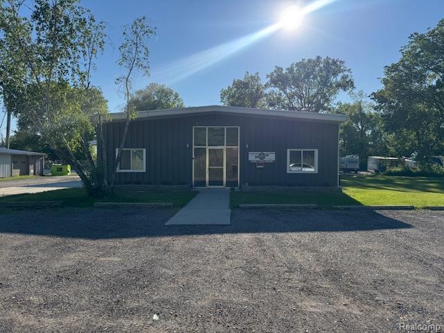 9972 Dixie Highway, Ira, MI