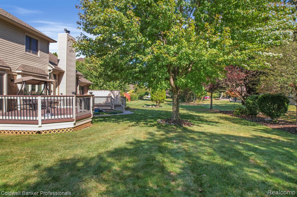 43246 Winterfield Drive, Sterling Heights, MI 48314 — Photo 50