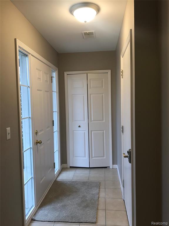 26210 Chesapeake Circle, Walled Lake, MI 48390 — Photo 13