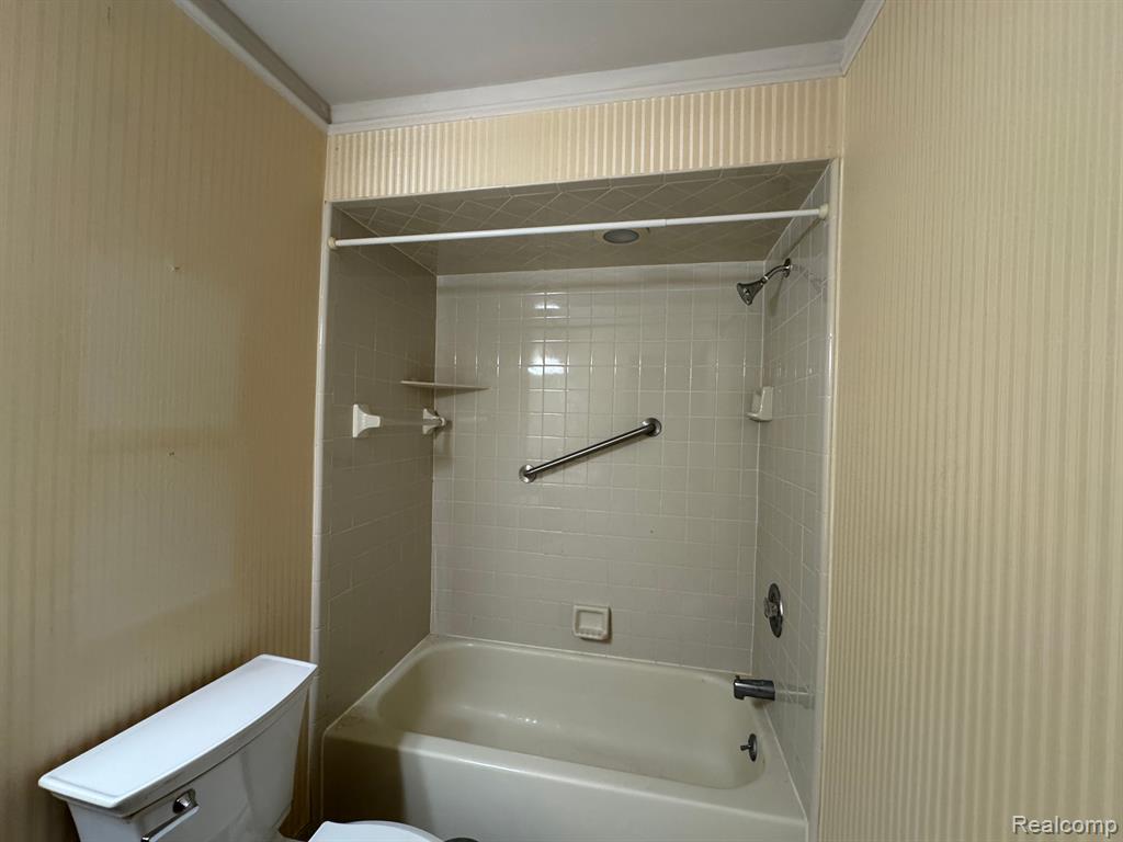 6218 N INKSTER Road, Dearborn Heights, MI 48127 — Photo 6