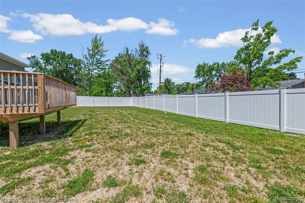 4429 RIVER Road, East China, MI — Photo 5