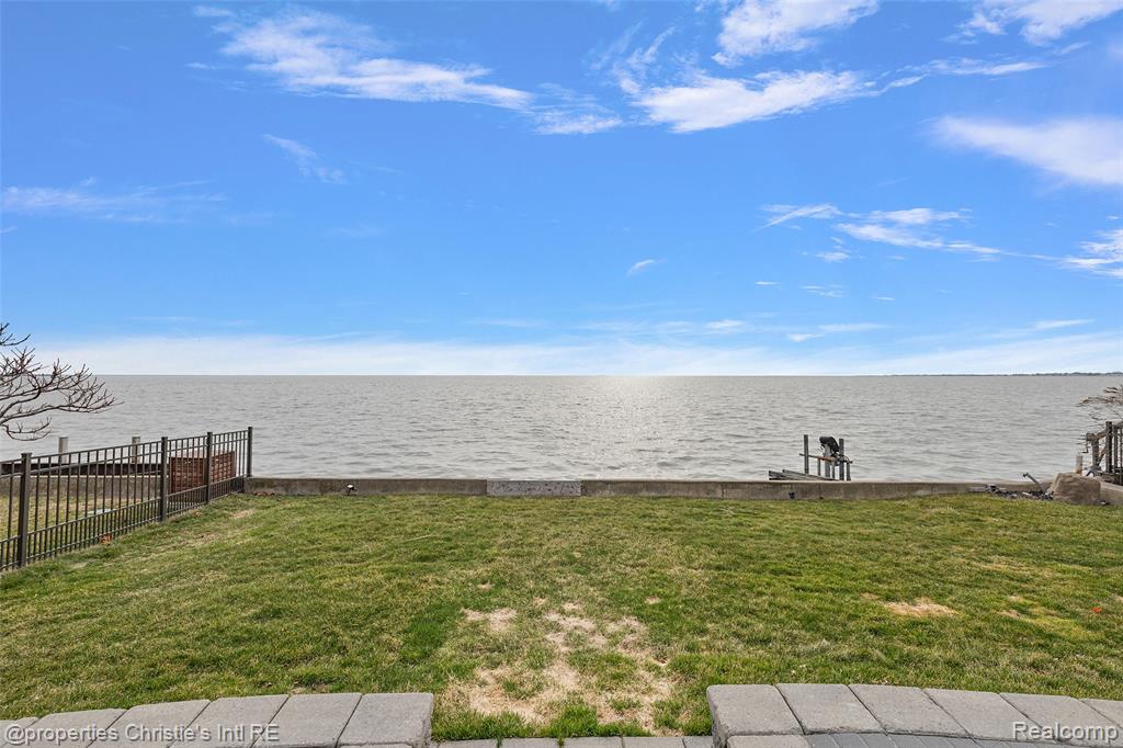 45890 Private Shore Drive, Chesterfield, MI 48047 — Photo 7