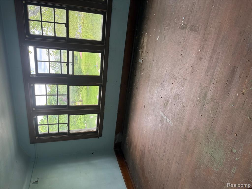 4420 Burns Street, Detroit, MI 48214 — Photo 20