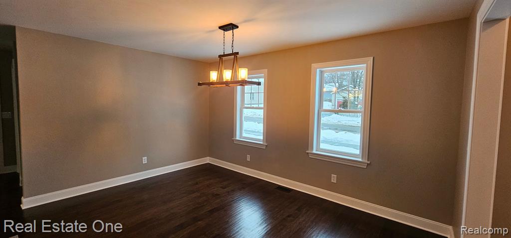 433 S MAIN Street, Milford, MI 48381 — Photo 8
