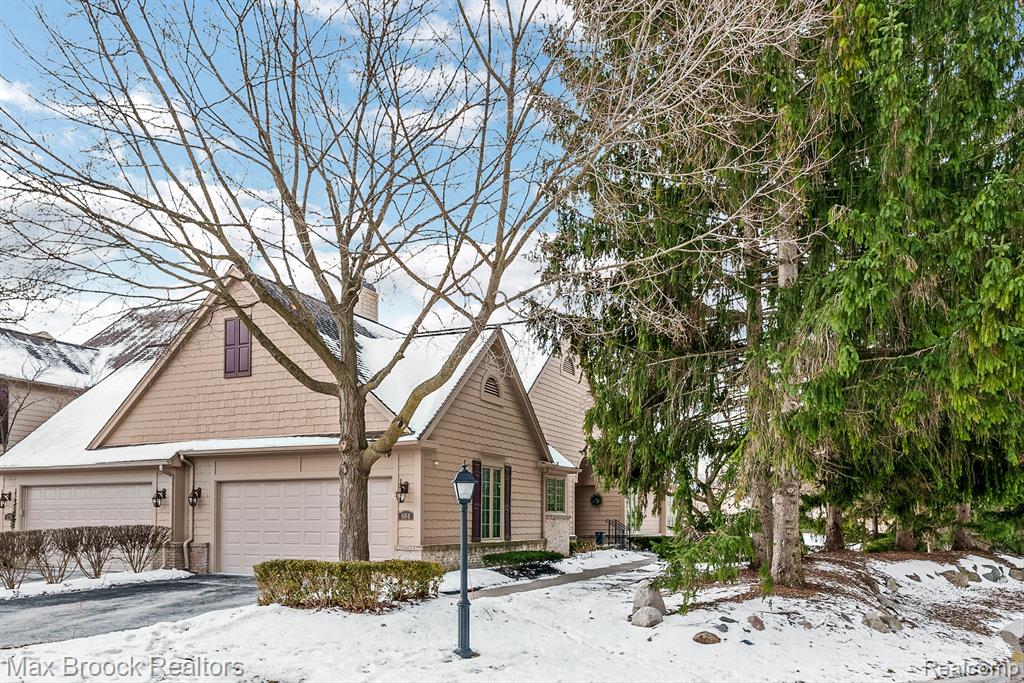 684 Deauville Lane, Bloomfield Hills, MI 48304 — Photo 3