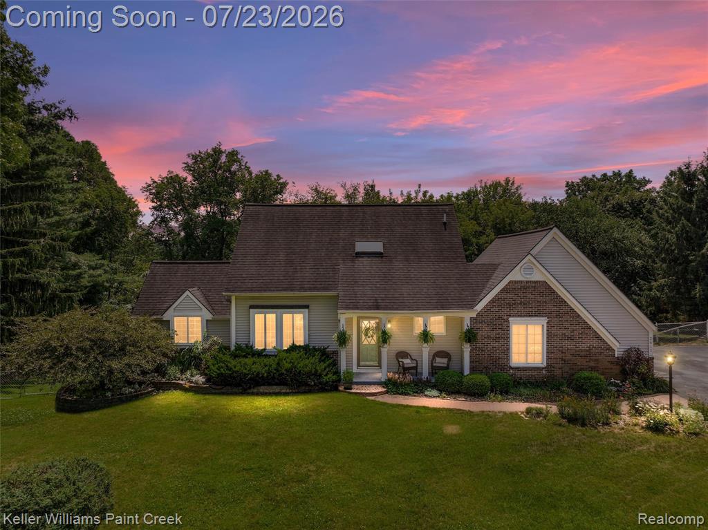 2611 Quail Run Street, Rochester, MI 48306
