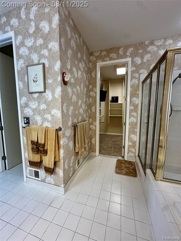 49401 Pine Ridge Drive, Plymouth, MI 48170 — Photo 32