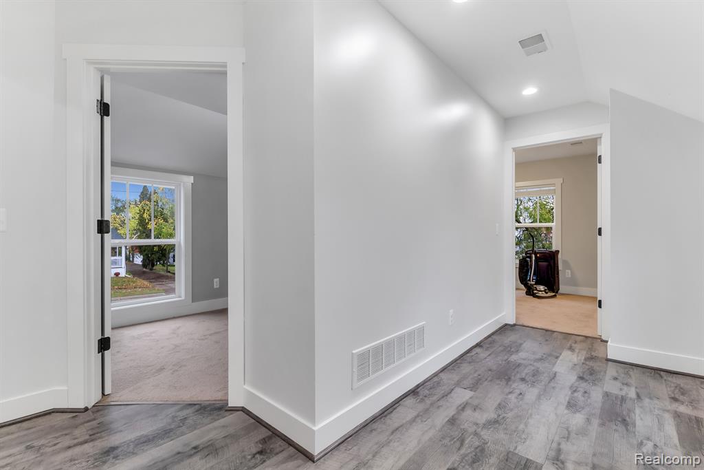 10174 HEGEL Road, Goodrich Vlg, MI — Photo 27