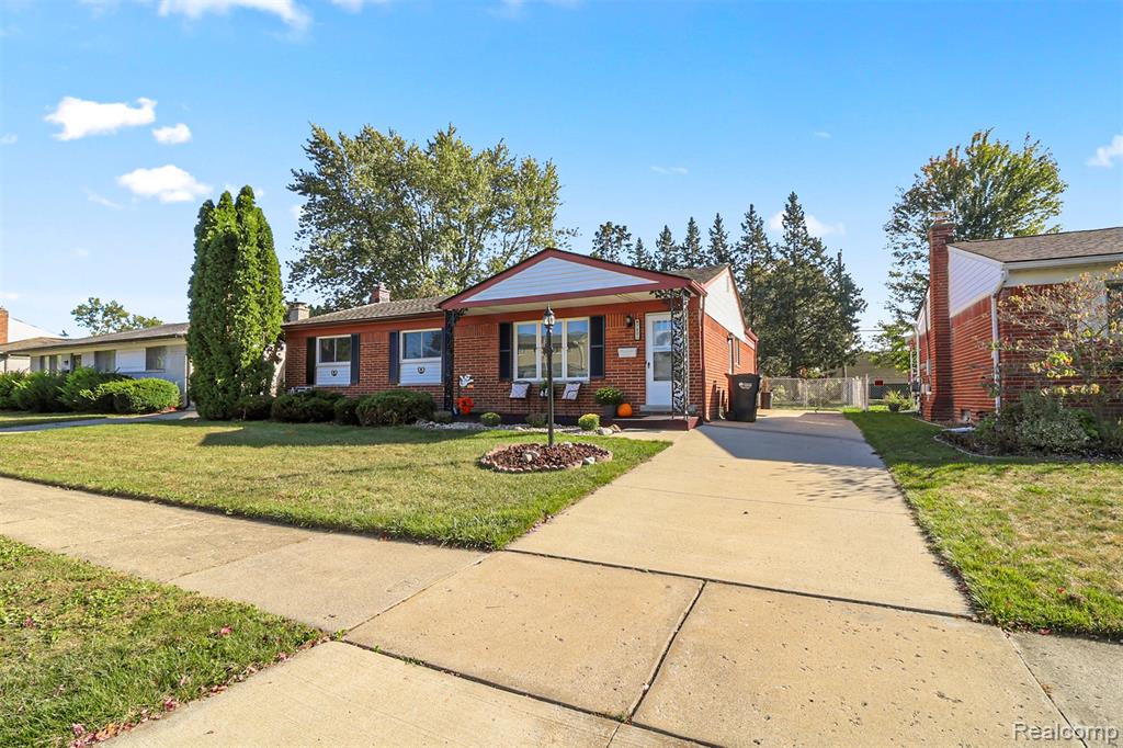 740 Sheffield Drive, Madison Heights, MI 48071 — Photo 29