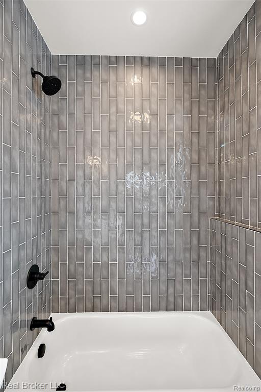 4240 Tonawanda Avenue, Royal Oak, MI 48073 — Photo 73