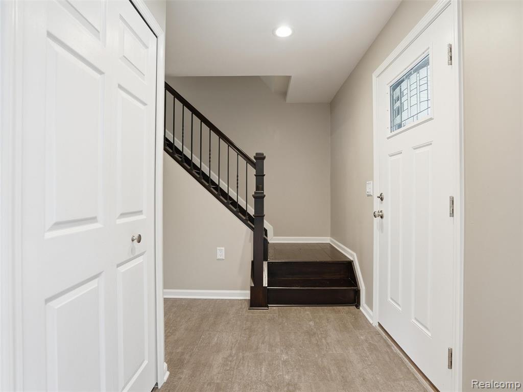 42902 Saxony Road, Canton, MI 48187 — Photo 11
