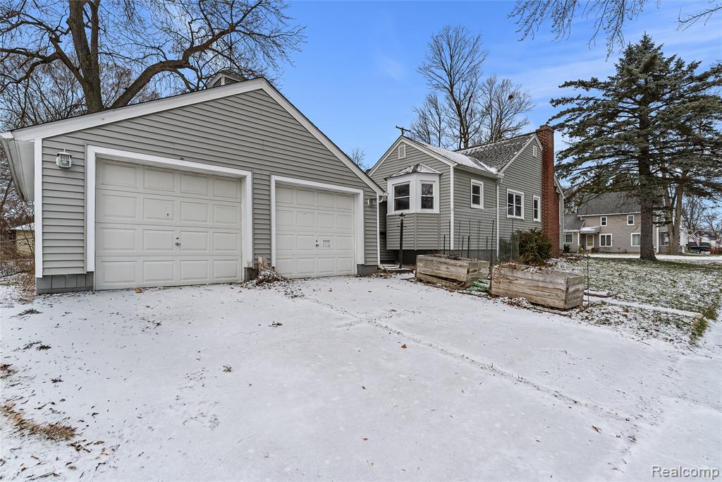 206 E Tuscola Street, Durand, MI 48429 — Photo 36