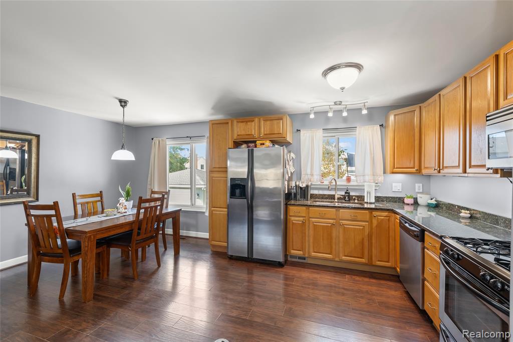 1152 Heritage Drive, Canton, MI 48188 — Photo 9