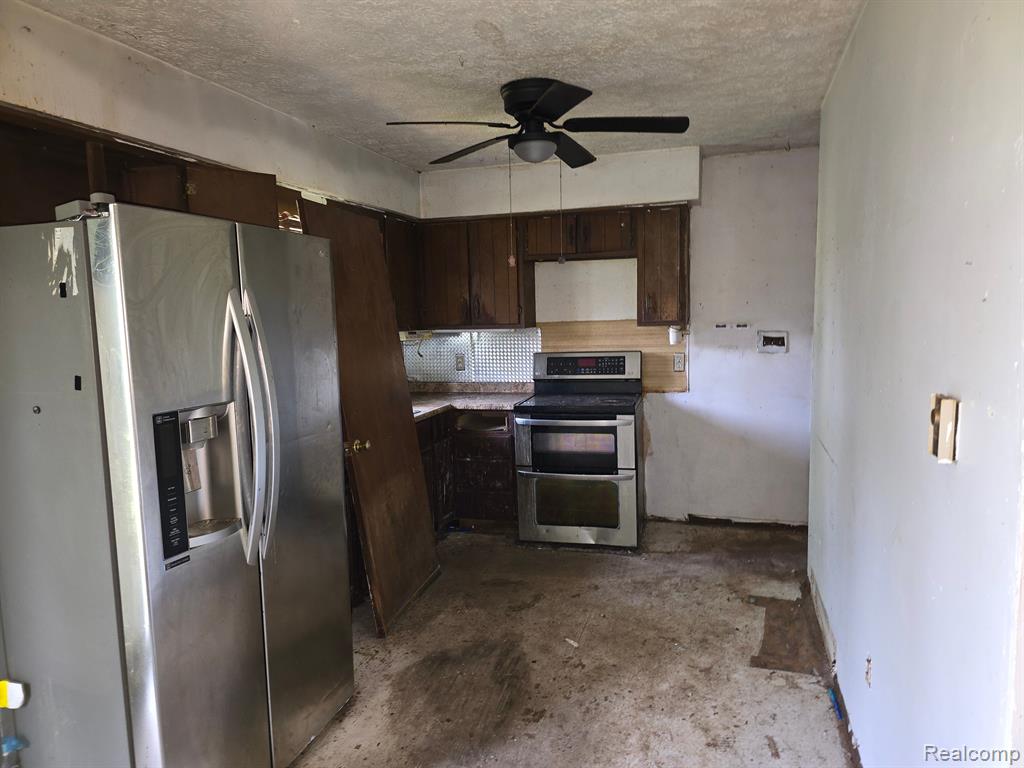 9569 OAK GROVE Road, Howell, MI 48855 — Photo 6