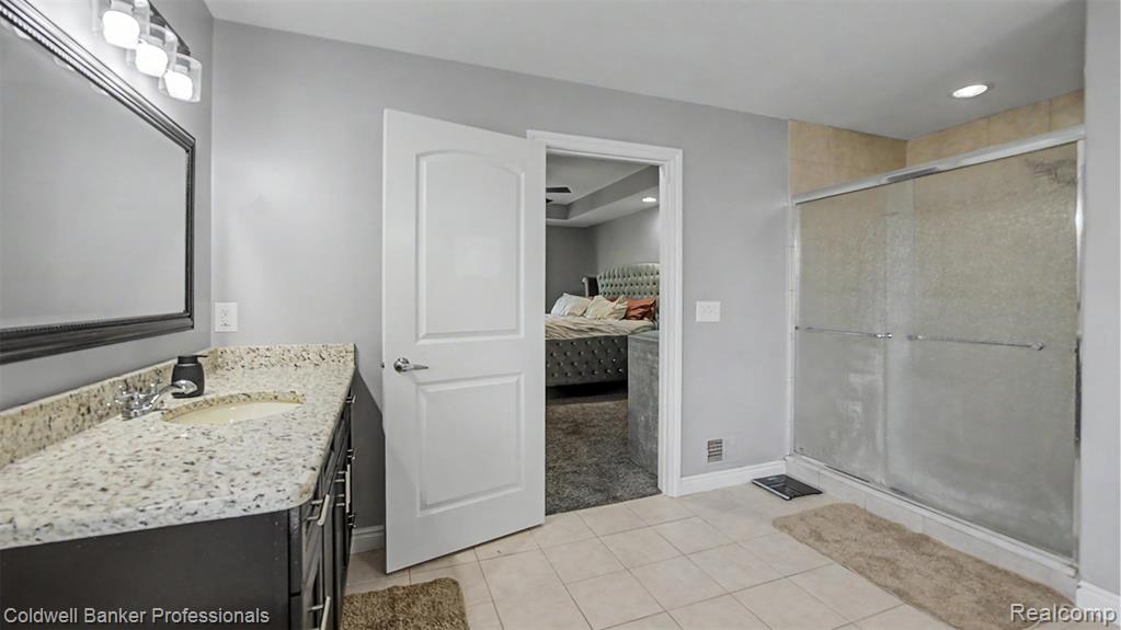 22262 Brywood Court, Clinton Twp, MI 48036 — Photo 31