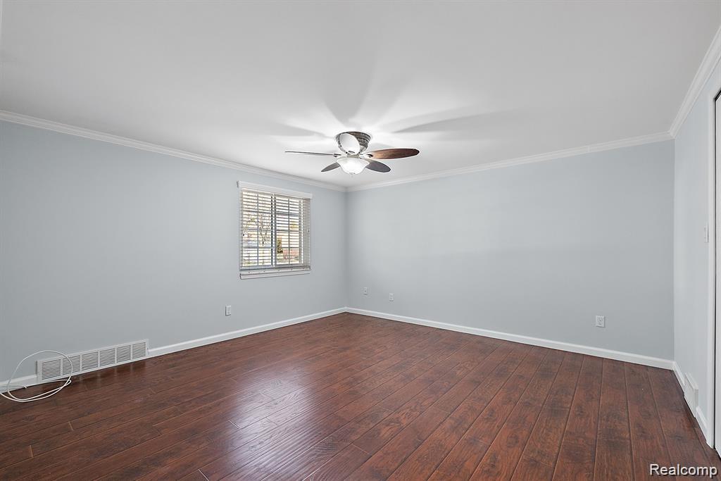4058 Colonial Boulevard, Troy, MI 48085 — Photo 23