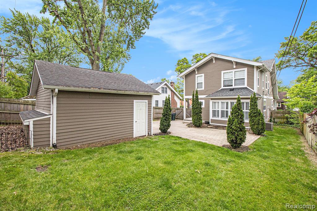 606 Hilldale Drive, Royal Oak, MI 48067 — Photo 34