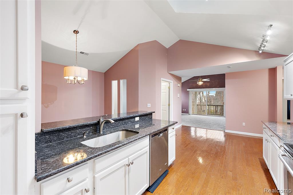 45765 Cagney Drive, Macomb, MI 48044 — Photo 16