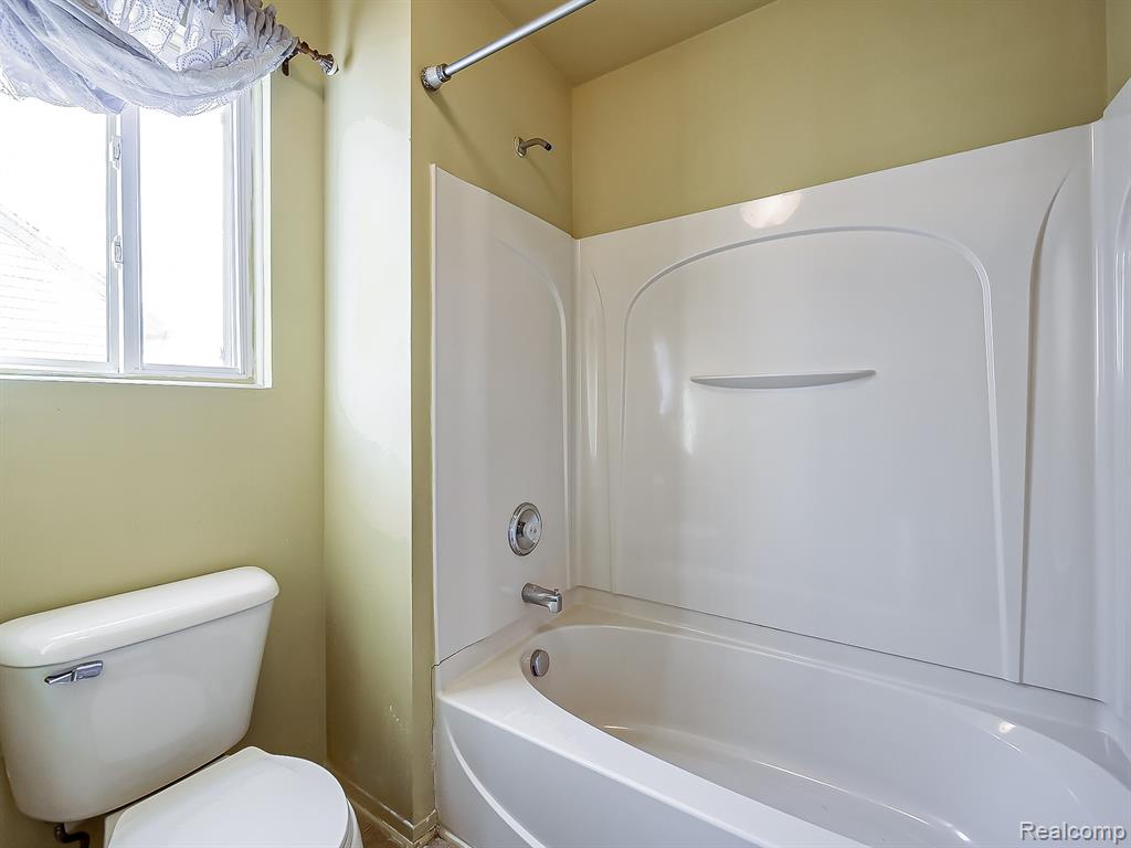 729 W Margaret Lane, Pontiac, MI 48341 — Photo 19