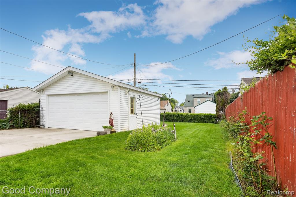 7616 Mayfair Street, Taylor, MI 48180 — Photo 29