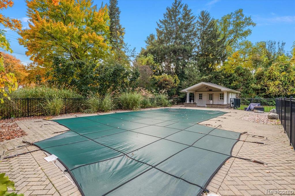 5741 Snowshoe Circle, Bloomfield Hills, MI 48301 — Photo 56
