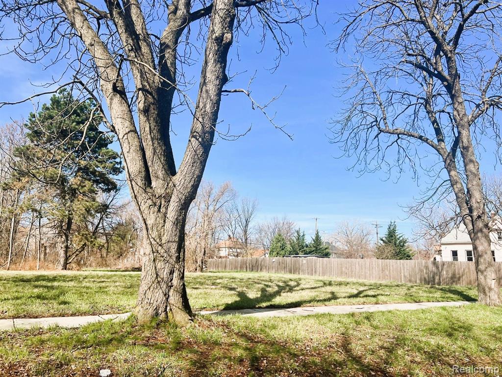 3561 LOVETT Street, Detroit, MI 48210