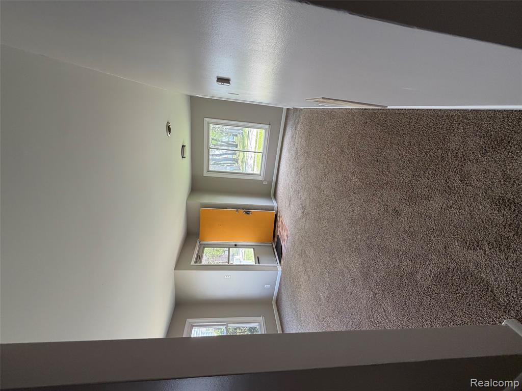 768 W MAPLEDALE Avenue, Hazel Park, MI 48030 — Photo 9