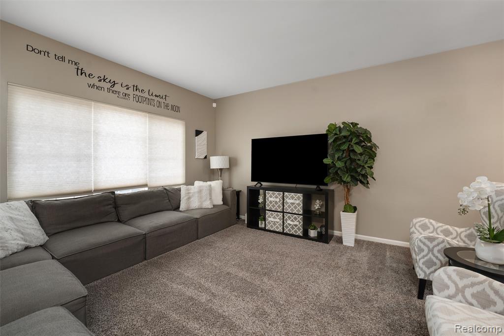 53118 Celtic Drive, Utica, MI 48315 — Photo 9