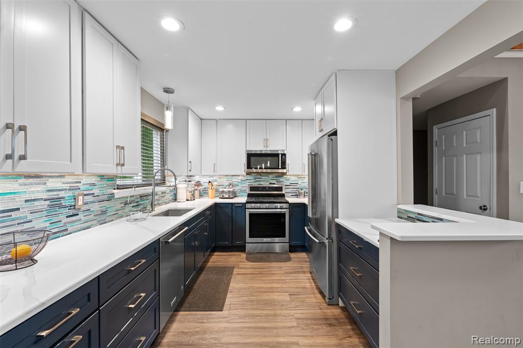 7077 Amanda, Belleville, MI 48111 — Photo 13