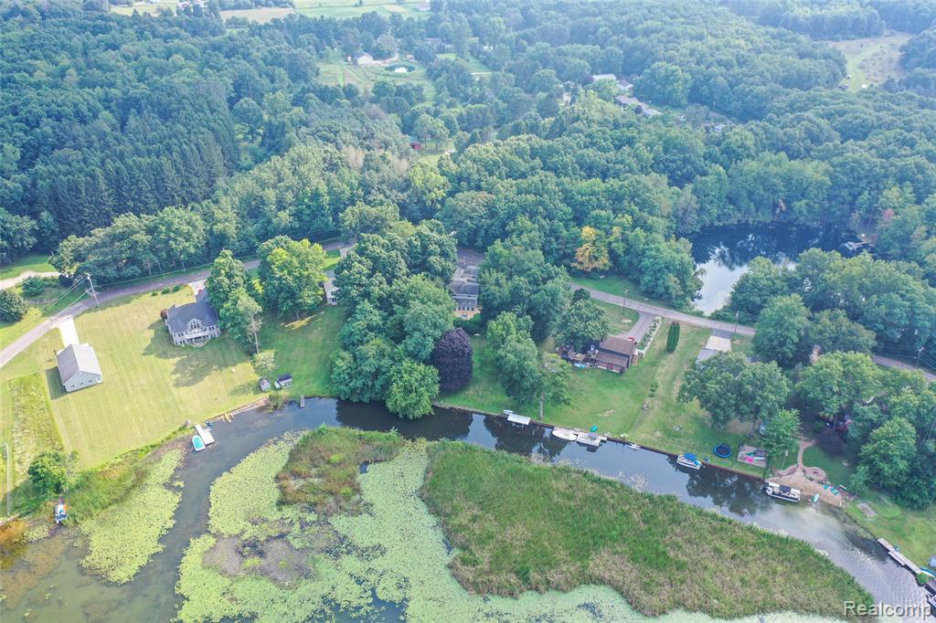 1938 Lakeview Drive, Lapeer, MI 48446 — Photo 46
