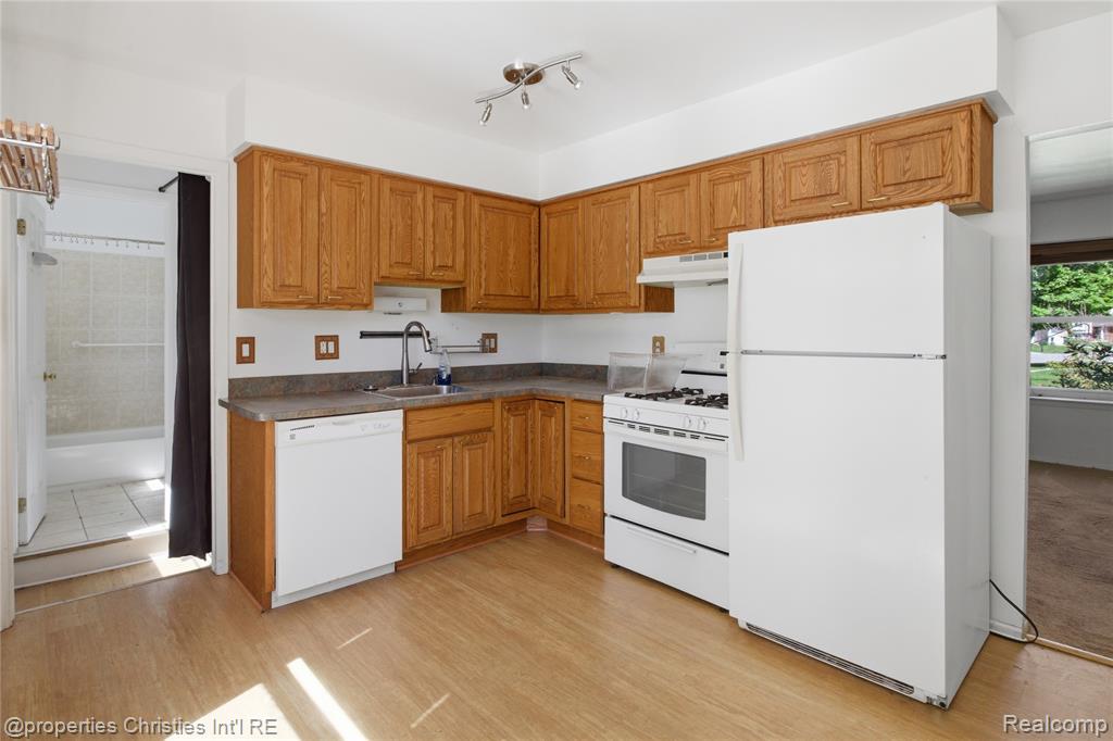 5941 Willowbridge Road, Ypsilanti, MI 48197 — Photo 8
