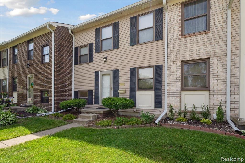 8312 LAKEVIEW Drive, Ypsilanti, MI 48198 — Photo 34