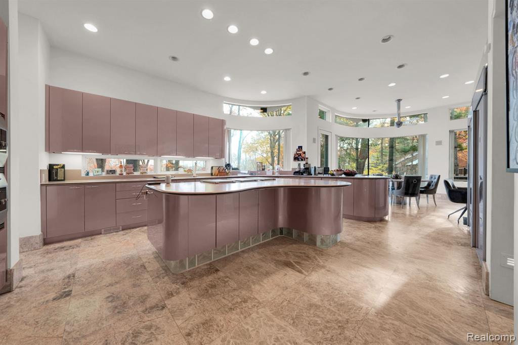 1744 Heron Ridge Drive, Bloomfield Hills, MI, 48302