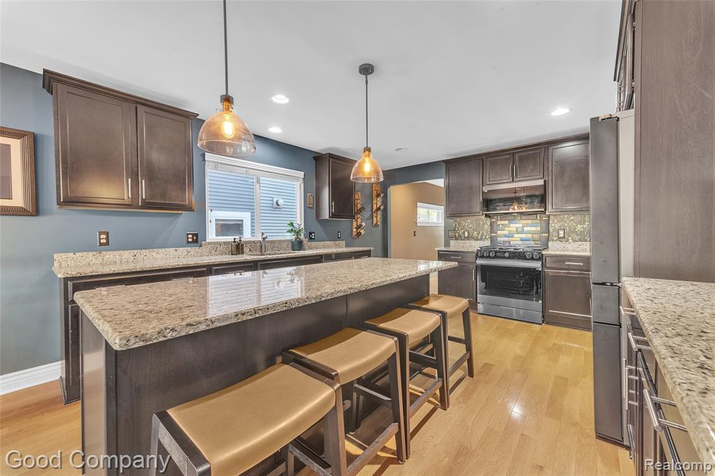 409 N Vermont Avenue, Royal Oak, MI 48067 — Photo 9