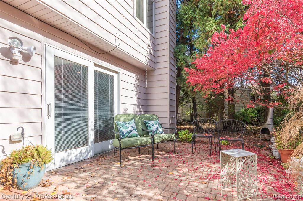 9117 Sussex Street, White Lake, MI — Photo 36
