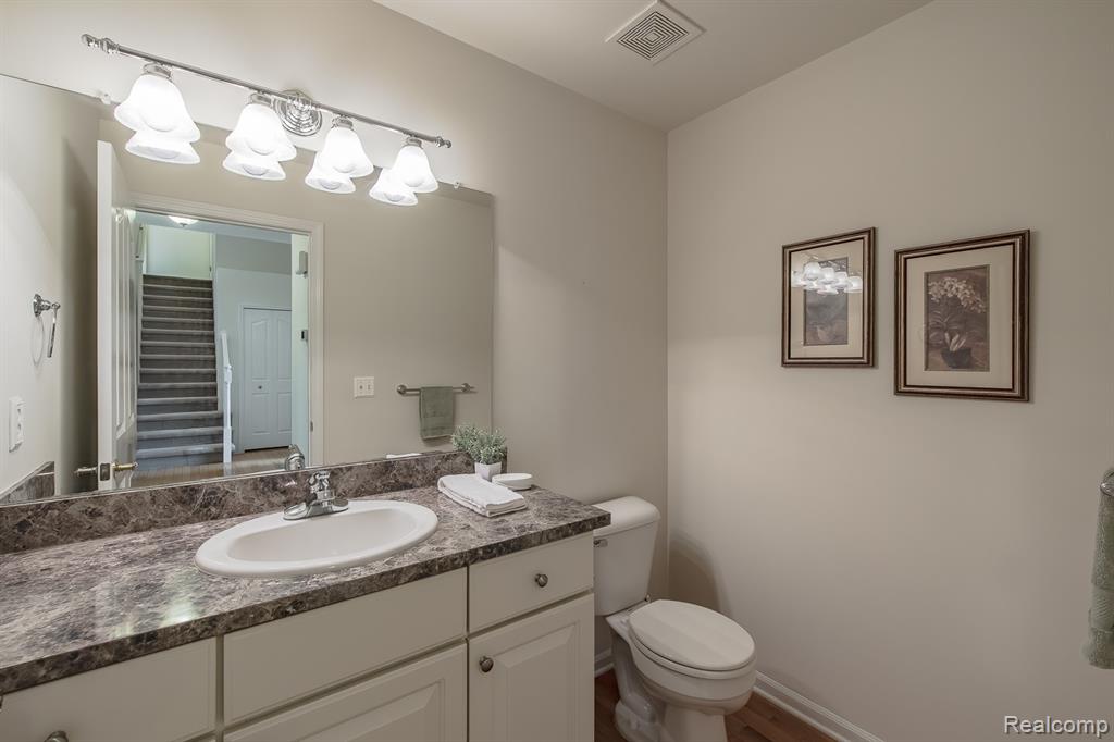 50077 Lexington Avenue E, Utica, MI 48317 — Photo 24