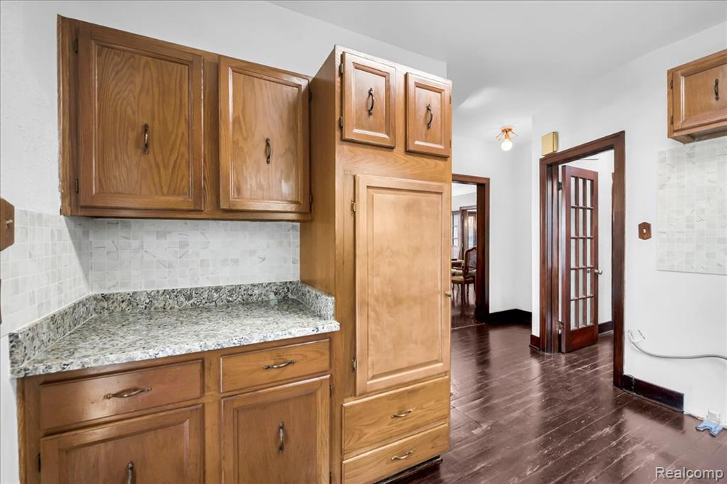 12725 Broadstreet Avenue, Detroit, MI 48238 — Photo 11
