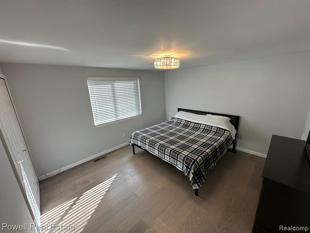 27129 FARMBROOK VILLA Drive, Southfield, MI 48034 — Photo 26