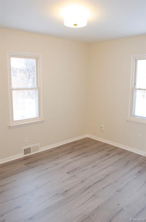 5850 Deering Street, Garden City, MI — Photo 25