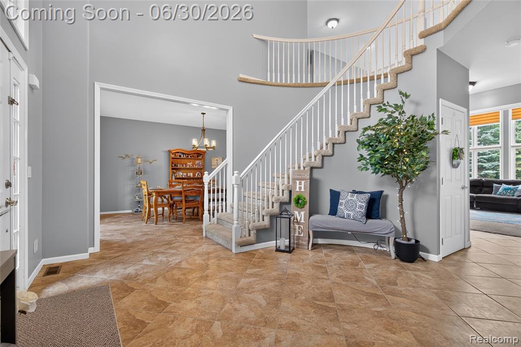 47100 Tania Court, Plymouth, MI 48170 — Photo 2