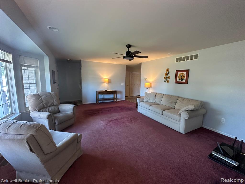 60 Old Carriage Lane, Lapeer, MI 48446 — Photo 17