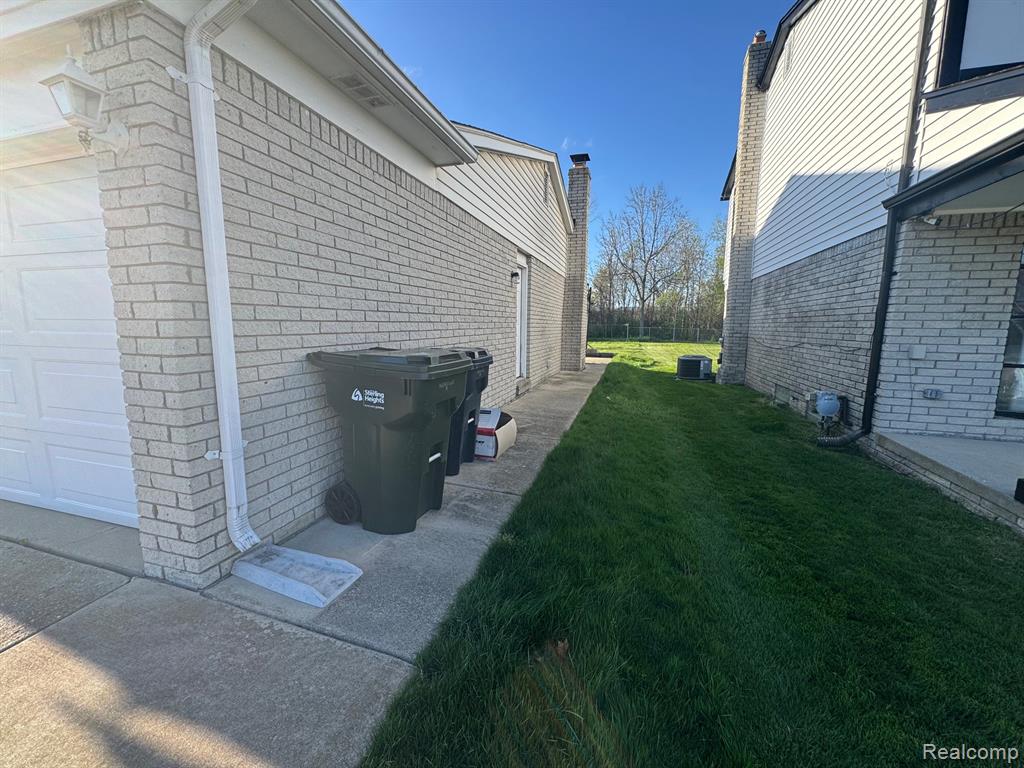 4137 Wingate Drive, Sterling Heights, MI 48310 — Photo 17